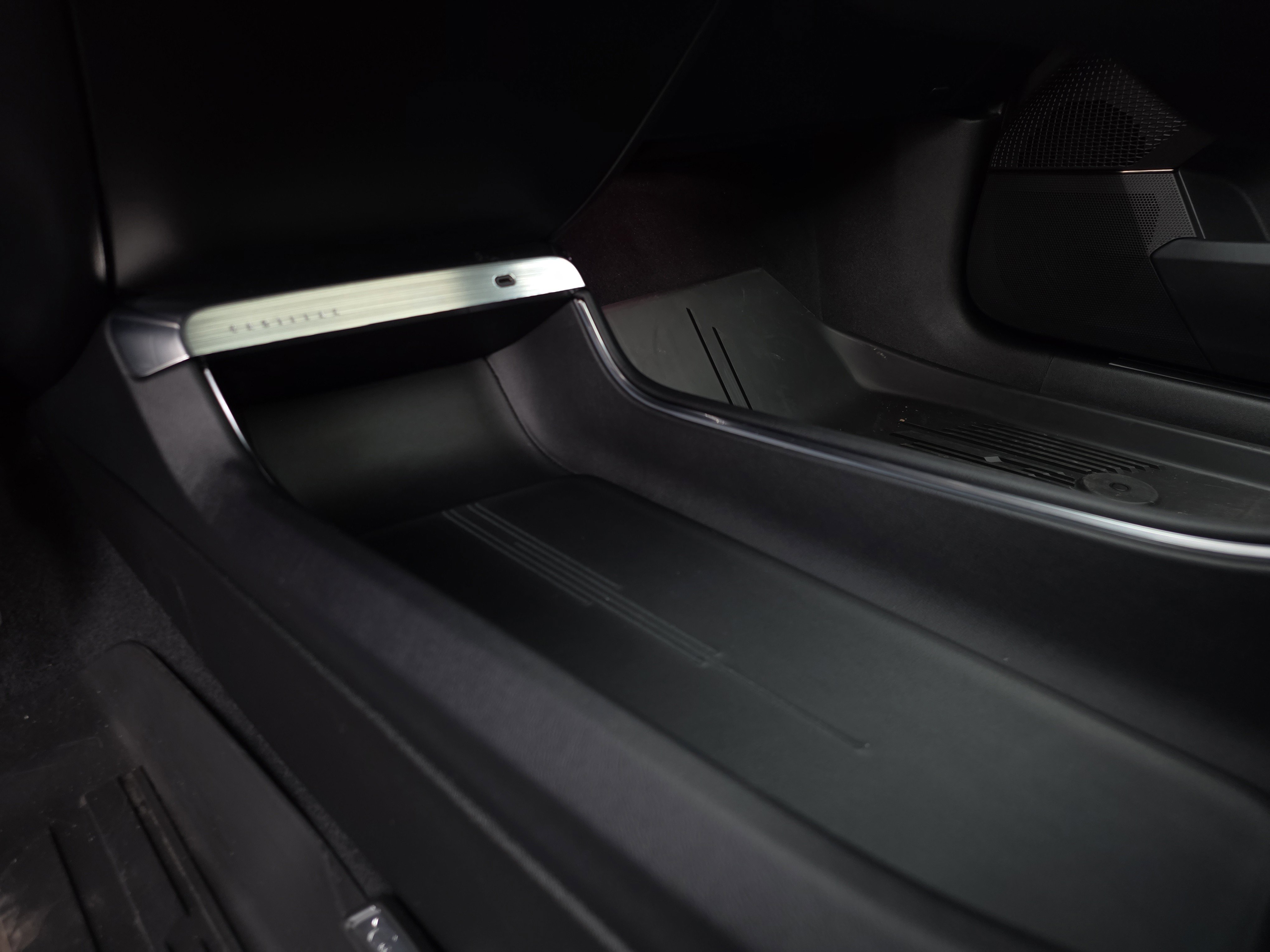 Used 2025 Cadillac Lyriq Sport image 33