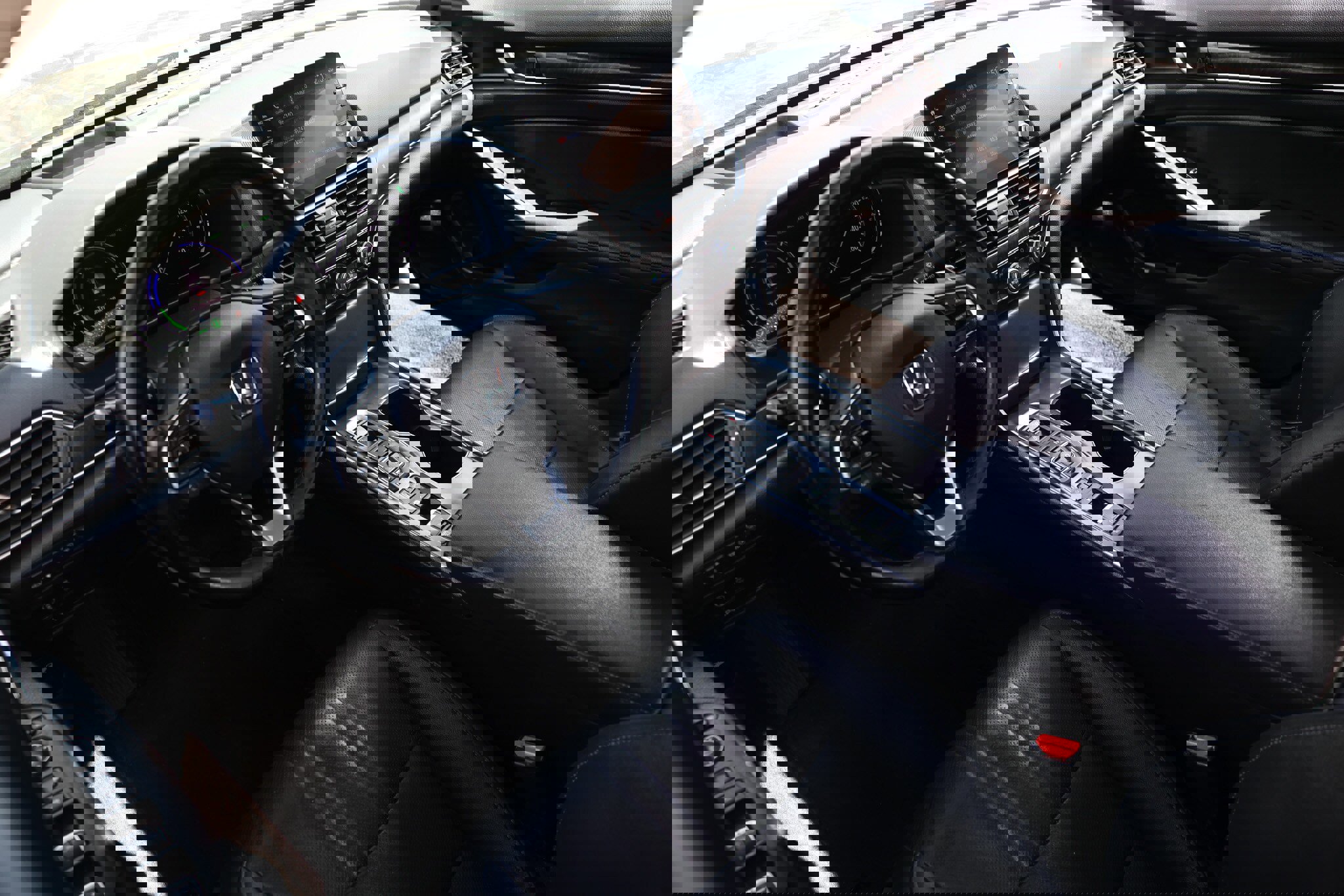 Used 2020 Honda Accord Touring image 6