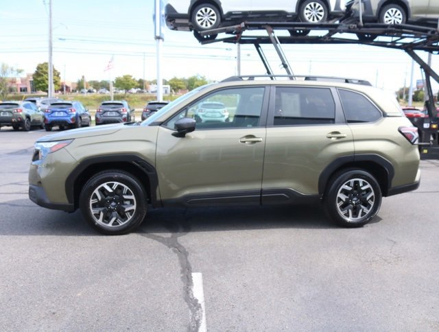 Certified 2025 Subaru Forester Premium image 5