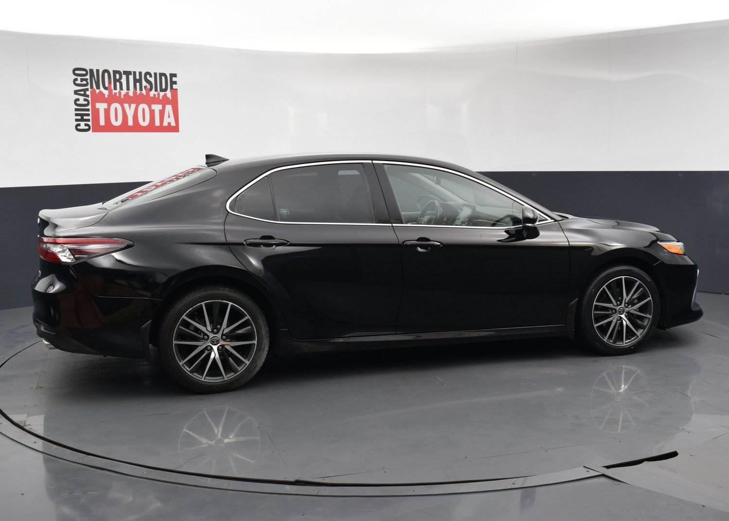 Used 2023 Toyota Camry XLE w/ Protection Package (Q2) (TMS) AWD/4WD image 5