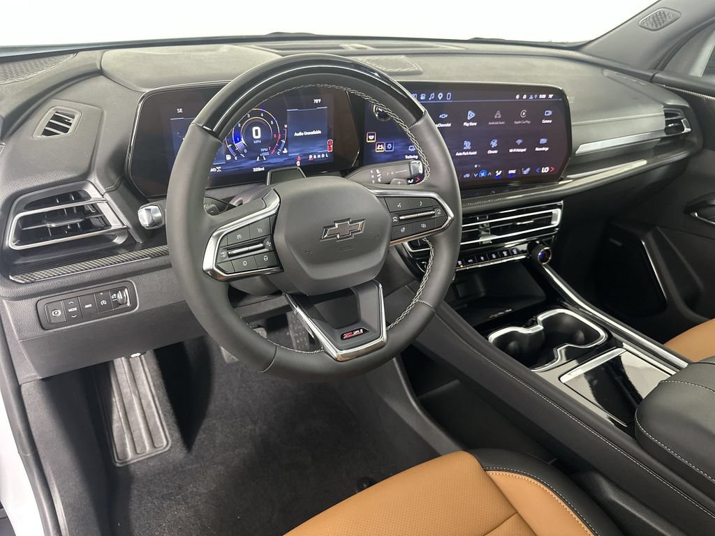 New 2027 Chevrolet Traverse Z71 w/ Enhanced Driving Package AWD/4WD image 10