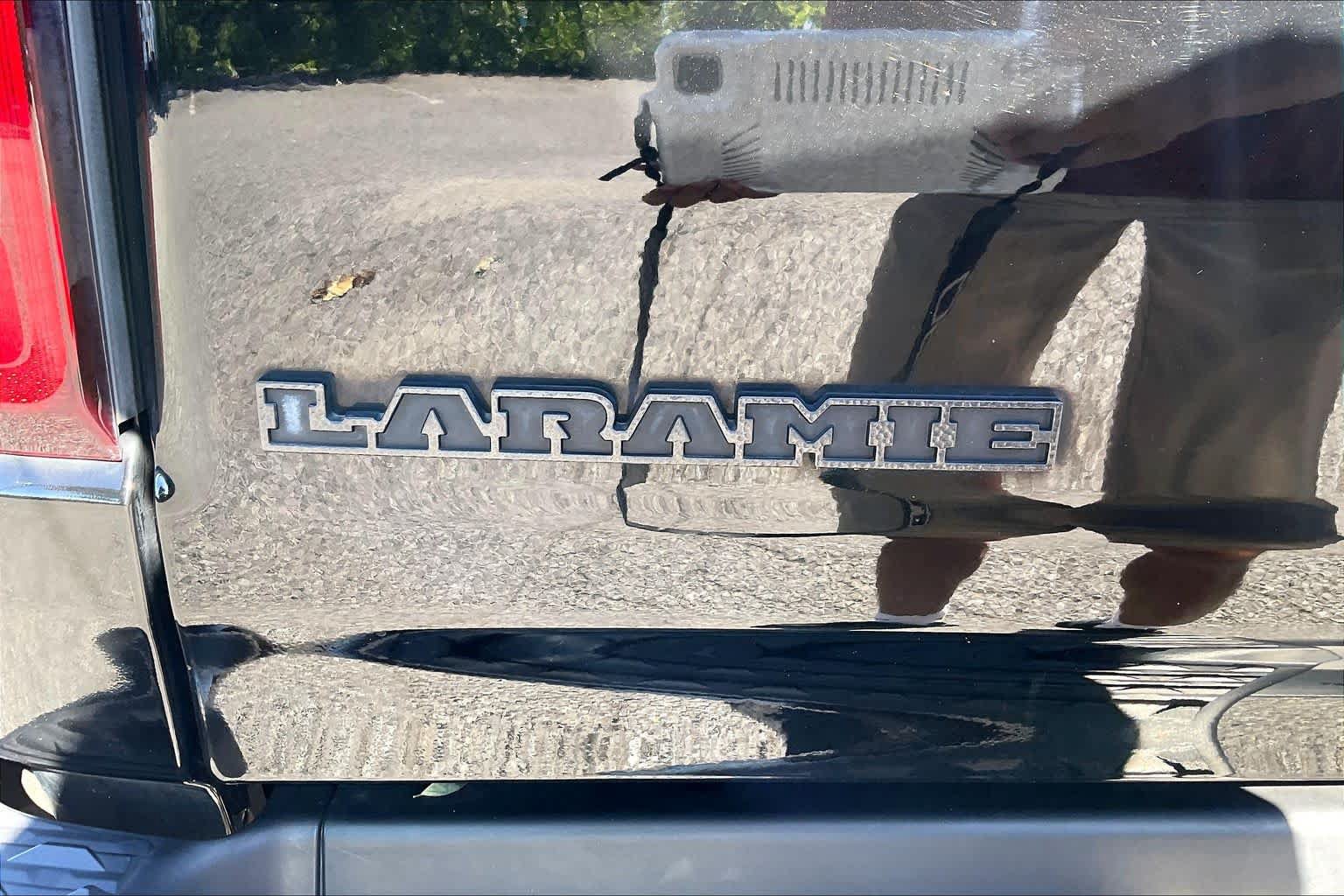 Used 2022 RAM 1500 Laramie AWD/4WD image 9