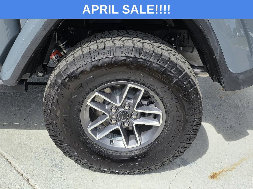 Used 2025 Jeep Gladiator Mojave w/ Convenience Group image 41