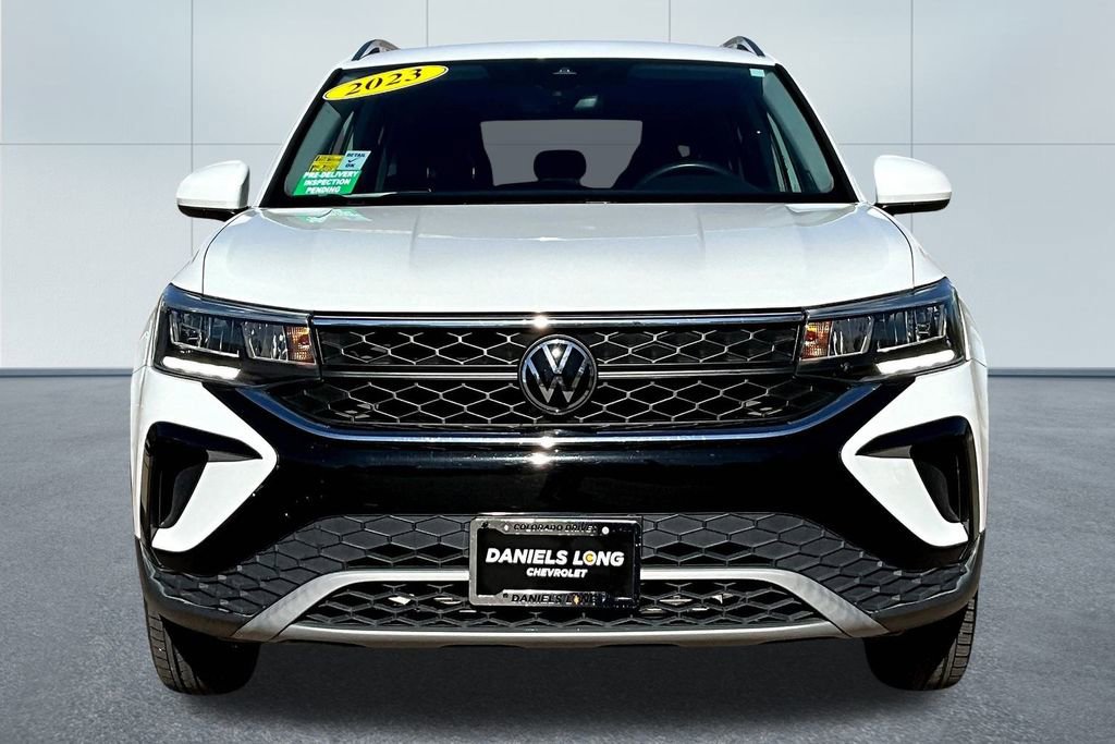 Used 2023 Volkswagen Taos SE image 3