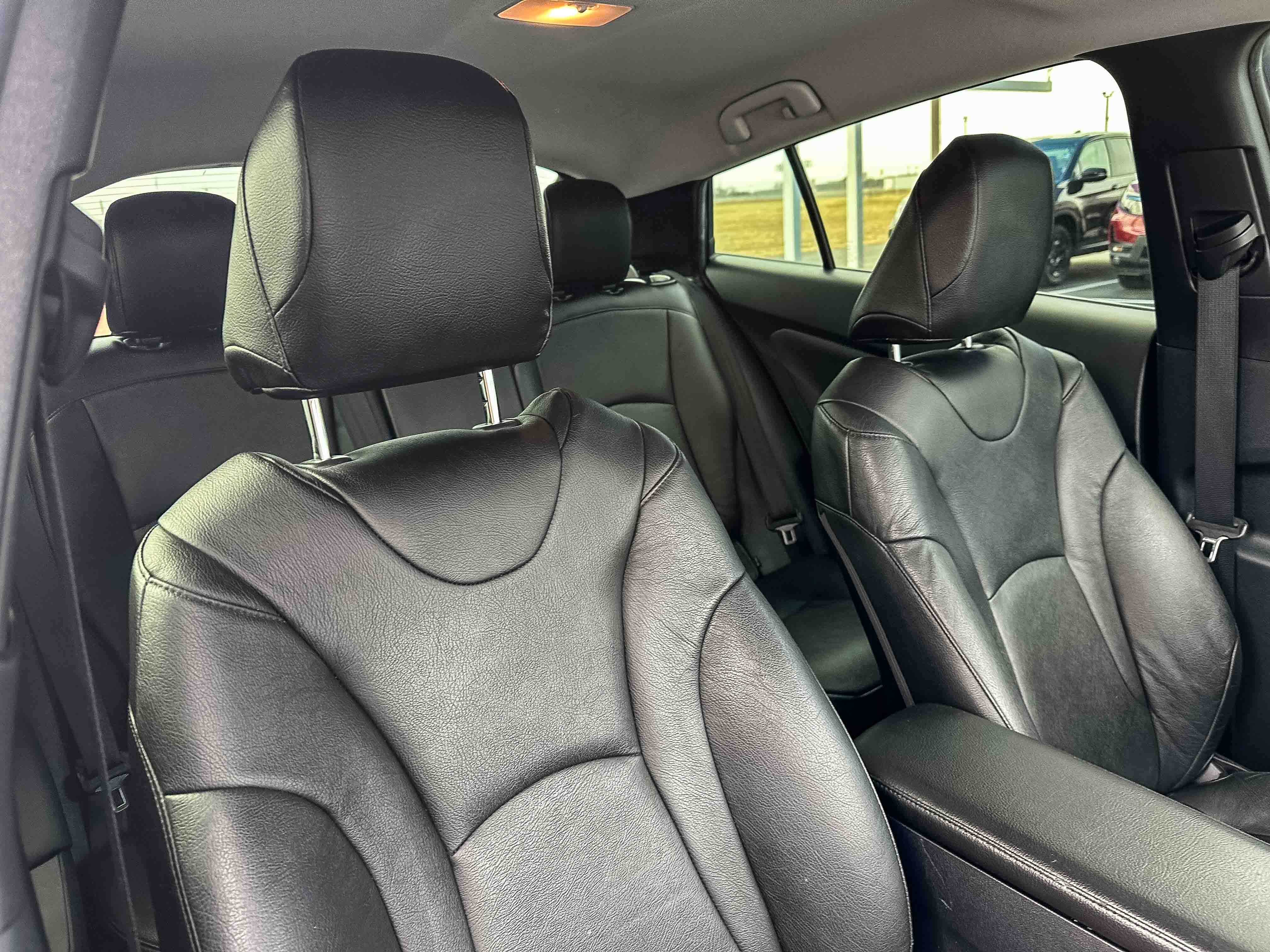 Used 2018 Toyota Prius Four image 25