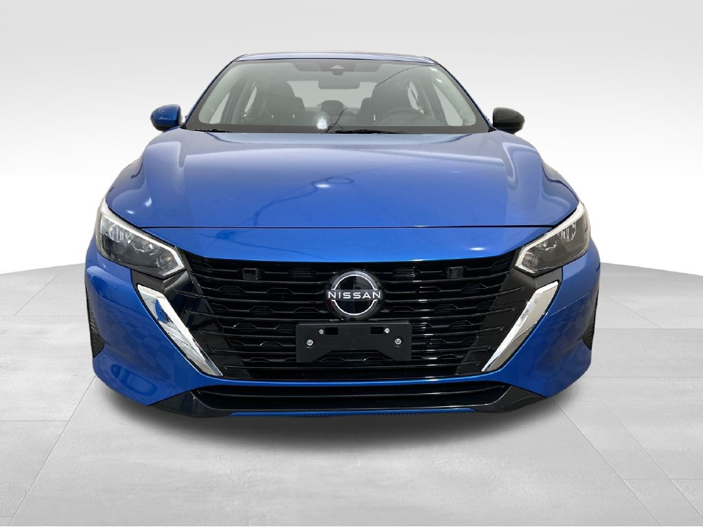 Used 2025 Nissan Sentra SV FWD image 9