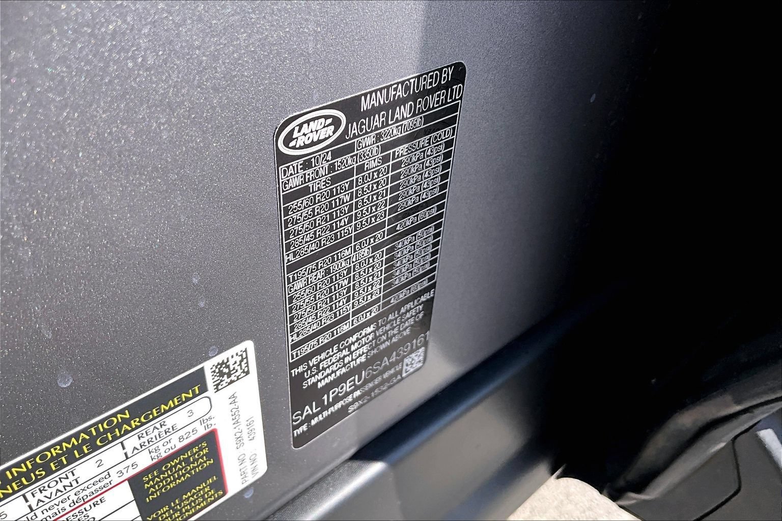 Certified 2025 Land Rover Range Rover Sport SE AWD/4WD image 32