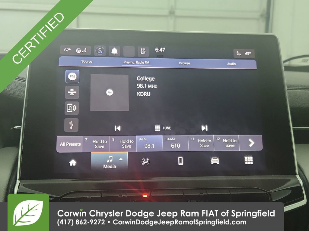 Used 2024 Jeep Compass Limited image 24