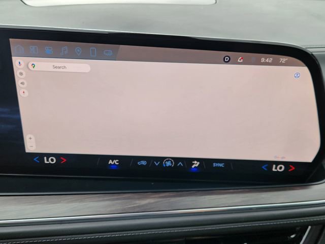 Used 2025 Chevrolet Suburban LS RWD image 5