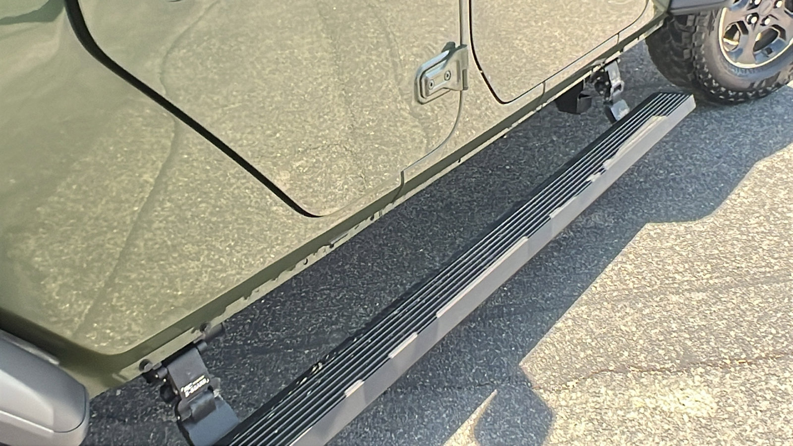 Used 2021 Jeep Gladiator Rubicon w/ LED Lighting Group image 24