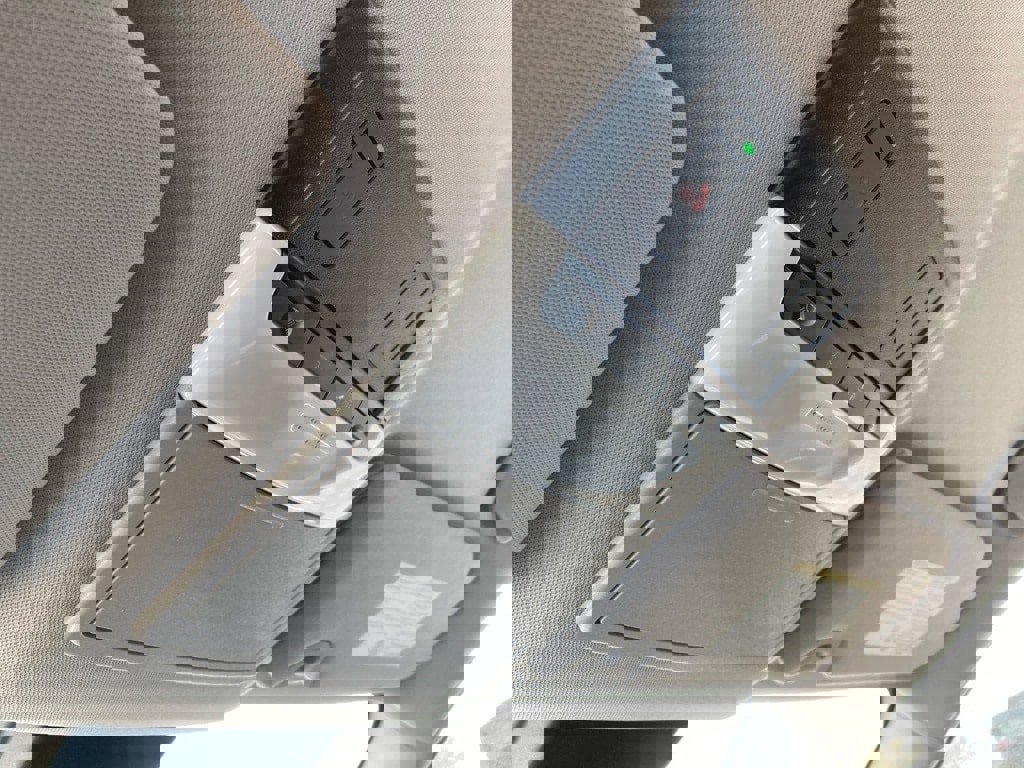 Used 2025 Nissan Altima 2.5 SV image 27