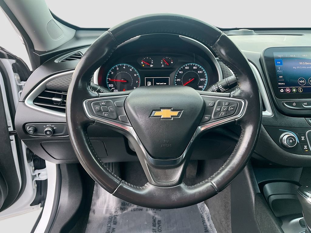 Used 2020 Chevrolet Malibu RS image 11