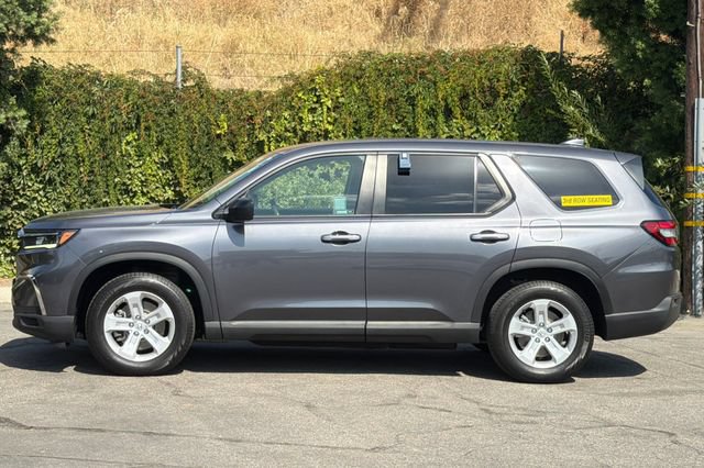 Used 2023 Honda Pilot LX image 8