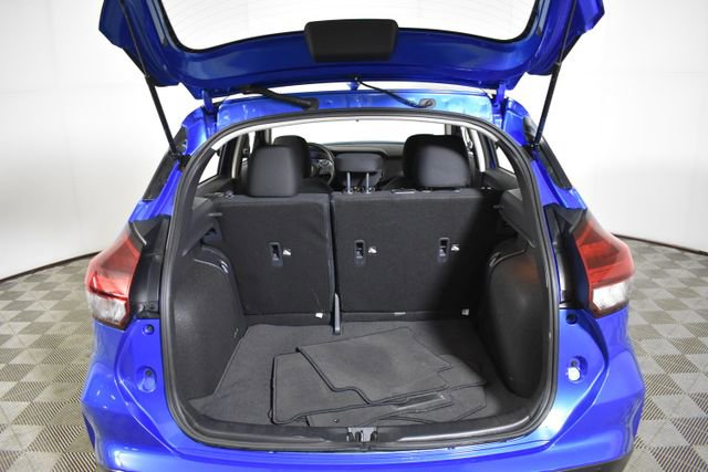 Certified 2025 Nissan Kicks Play S FWD image 28
