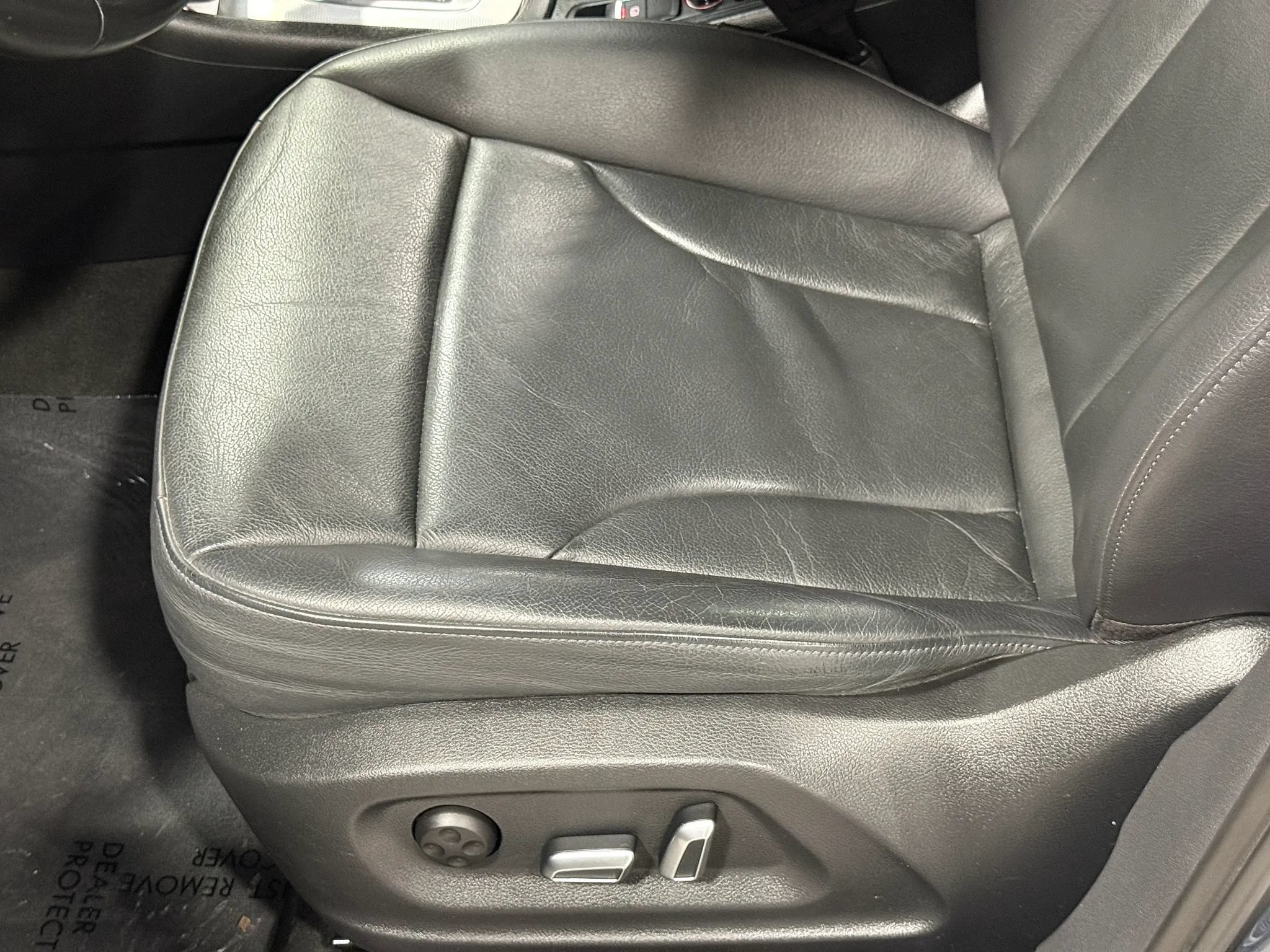 Used 2017 Audi Q3 2.0T Prestige w/ Prestige Package AWD/4WD image 21