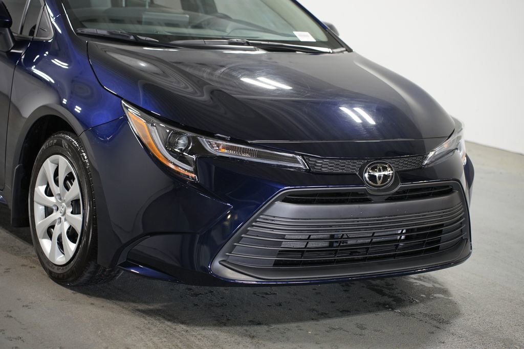 Certified 2025 Toyota Corolla LE image 4