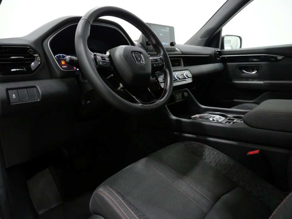 Used 2024 Honda Pilot Sport image 11