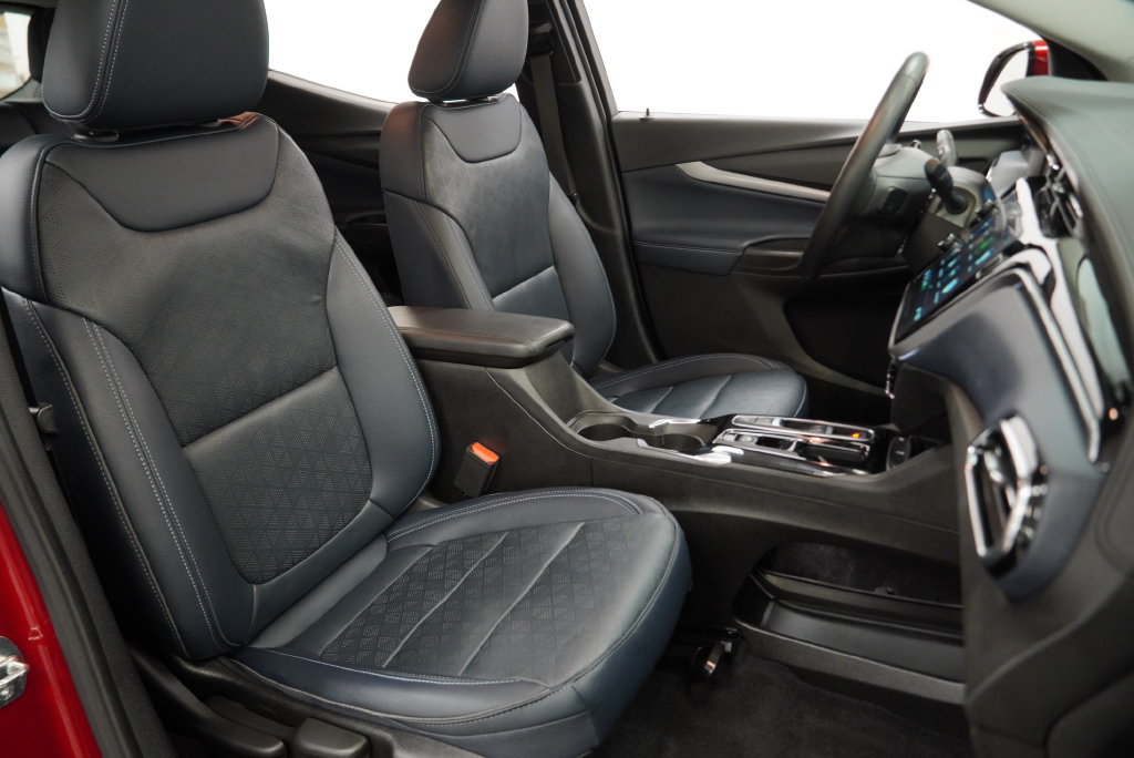 Certified 2023 Chevrolet Bolt EUV Premier FWD image 38