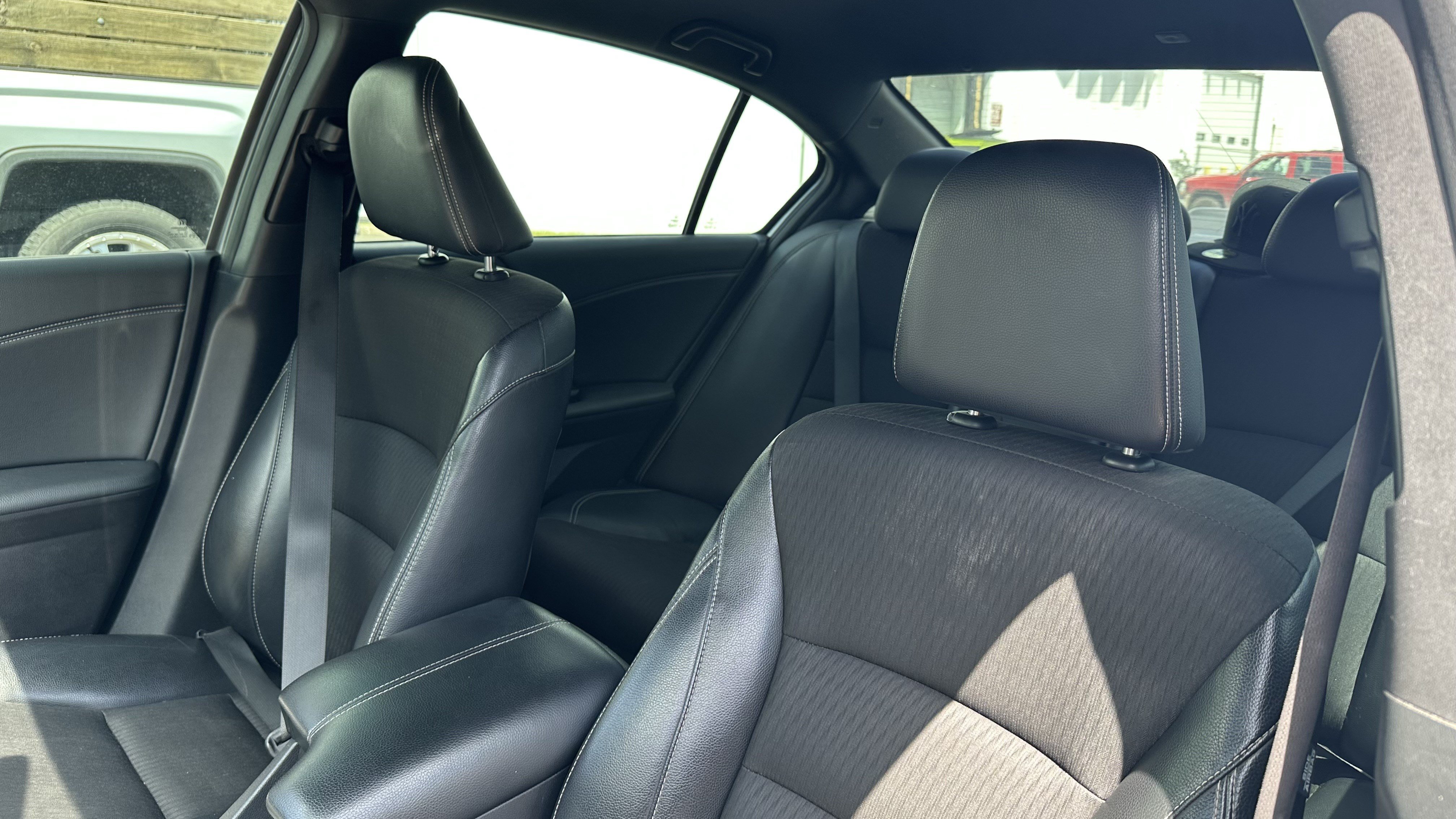 Used 2017 Honda Accord Sport image 18