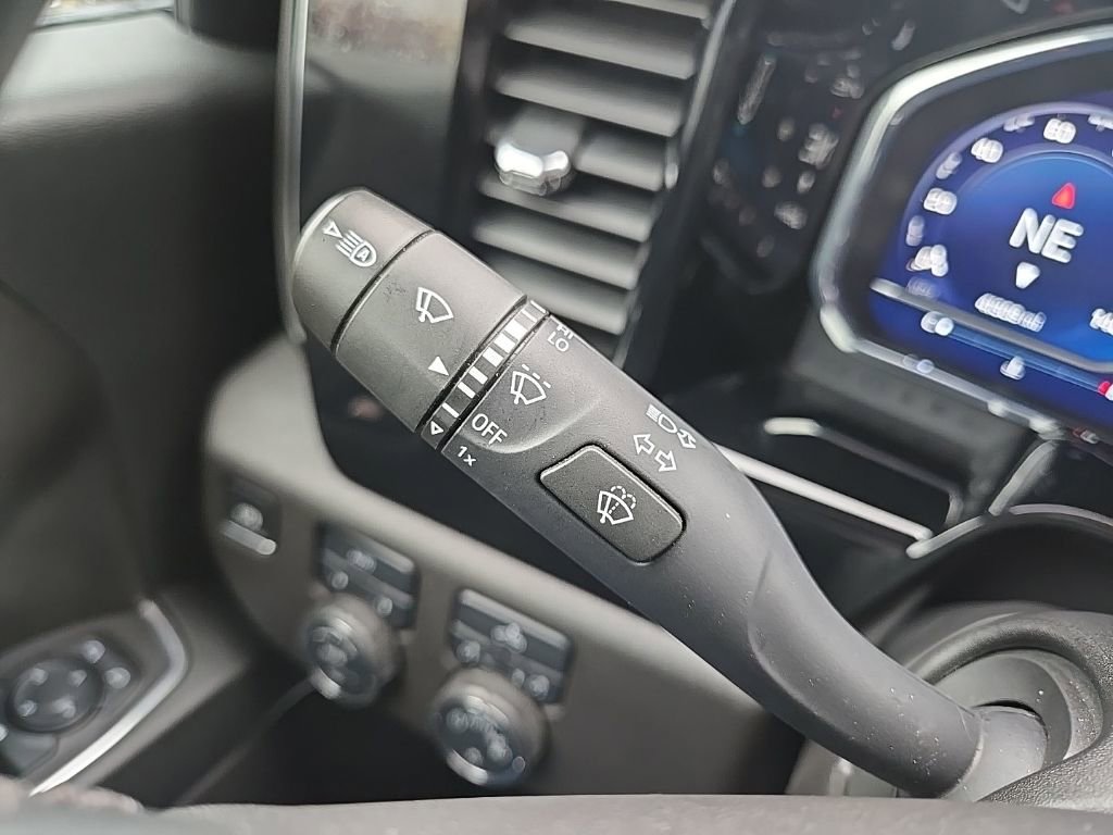 Used 2025 Chevrolet Silverado 1500 LT image 53