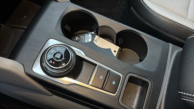 Used 2023 Ford Escape Platinum image 21