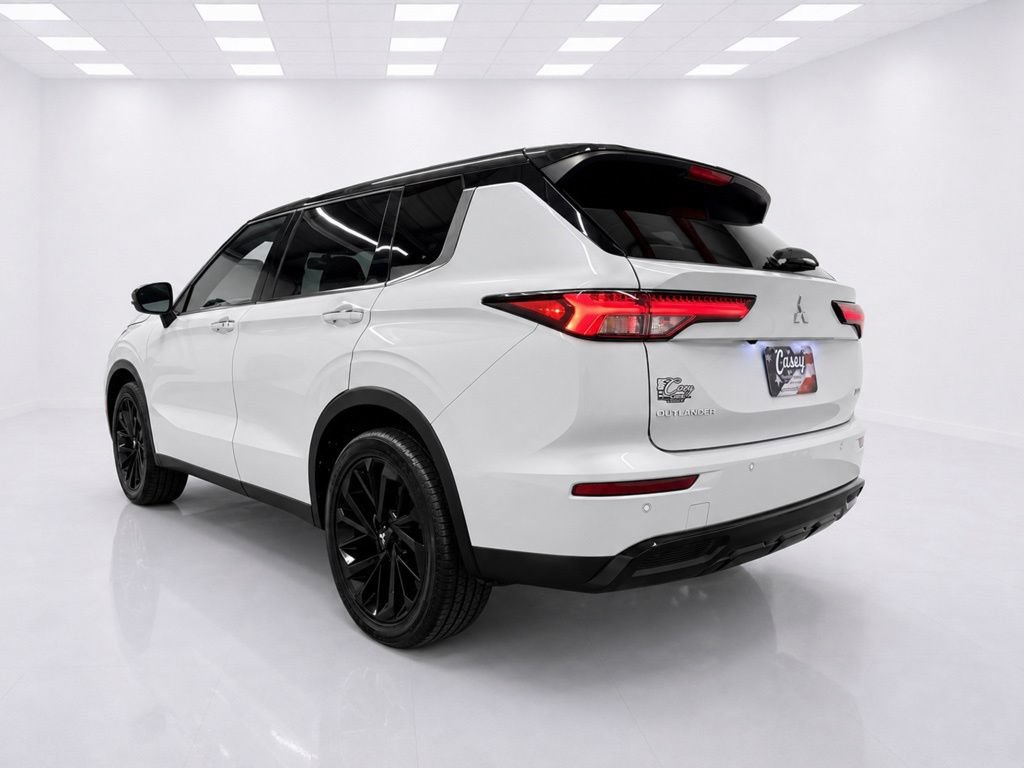 Used 2023 Mitsubishi Outlander SEL Black Edition AWD/4WD image 7