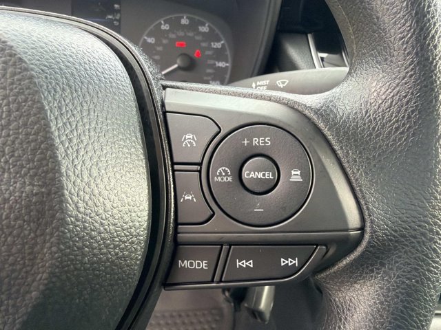 Used 2025 Toyota Corolla LE FWD image 24