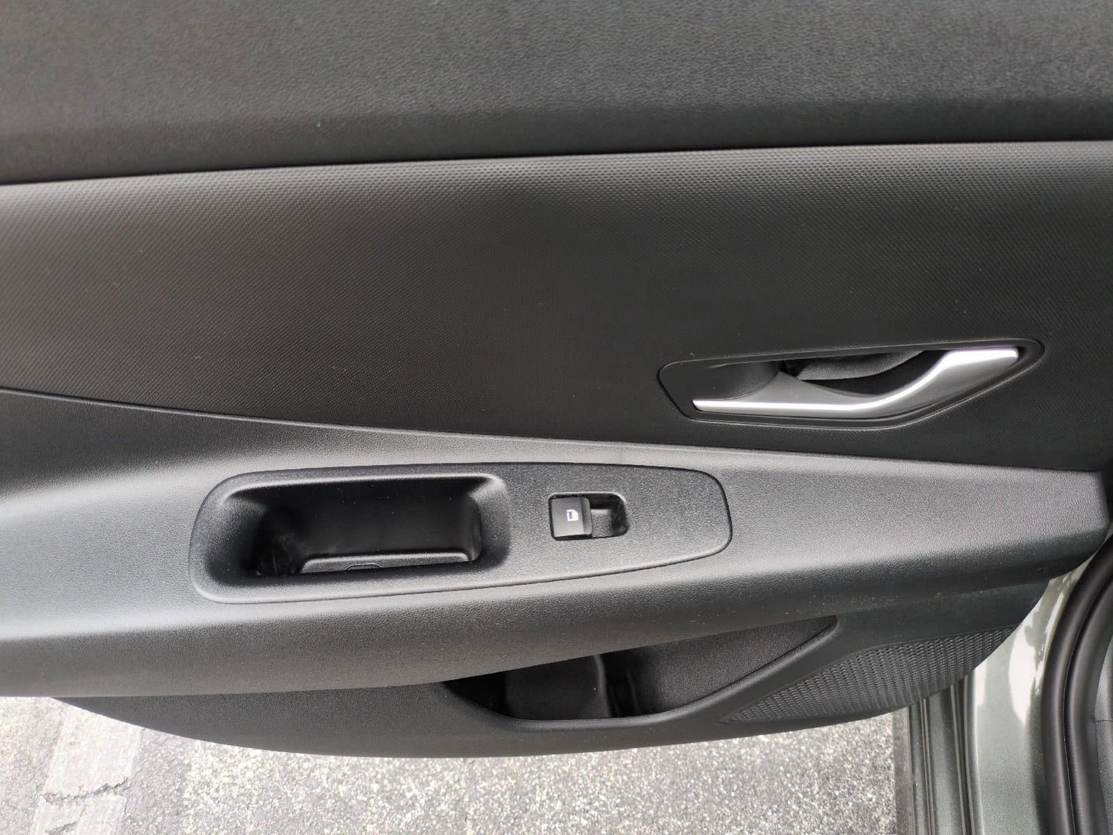New 2026 Hyundai Elantra Hybrid FWD image 80