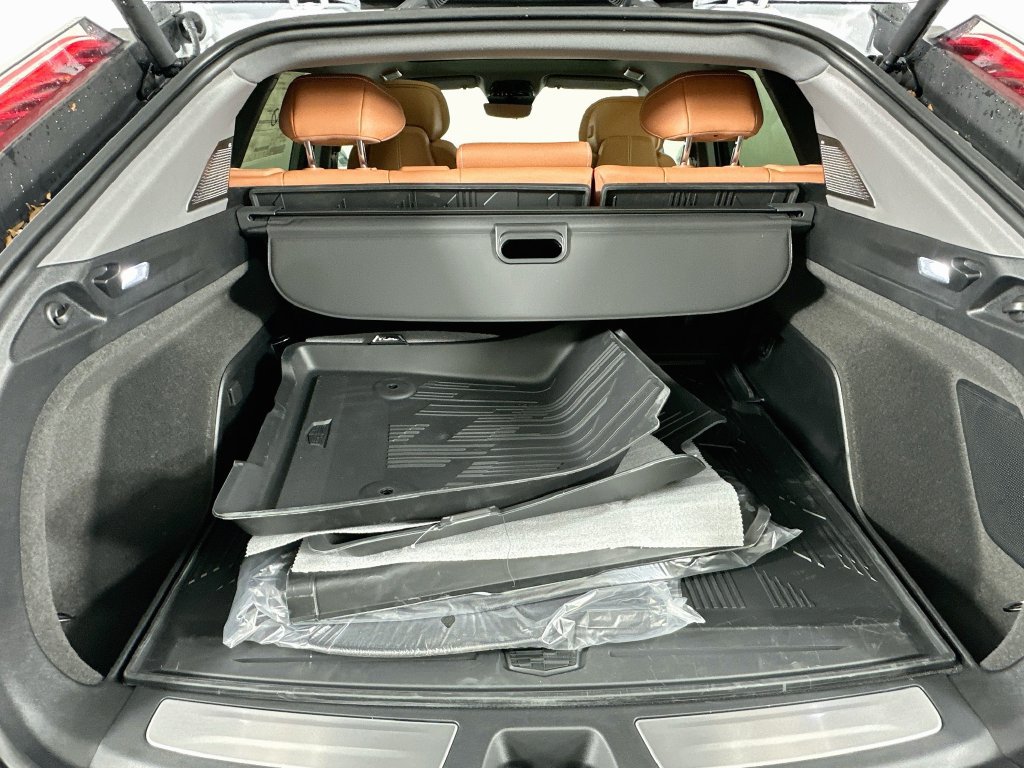 New 2027 Cadillac Optiq Premium Luxury w/ LPO, Floor Liner Package AWD/4WD image 34