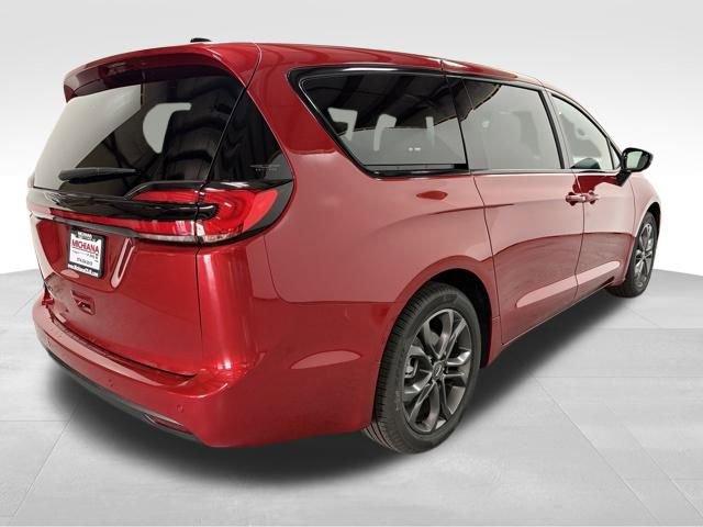 New 2026 Chrysler Pacifica Select FWD image 6