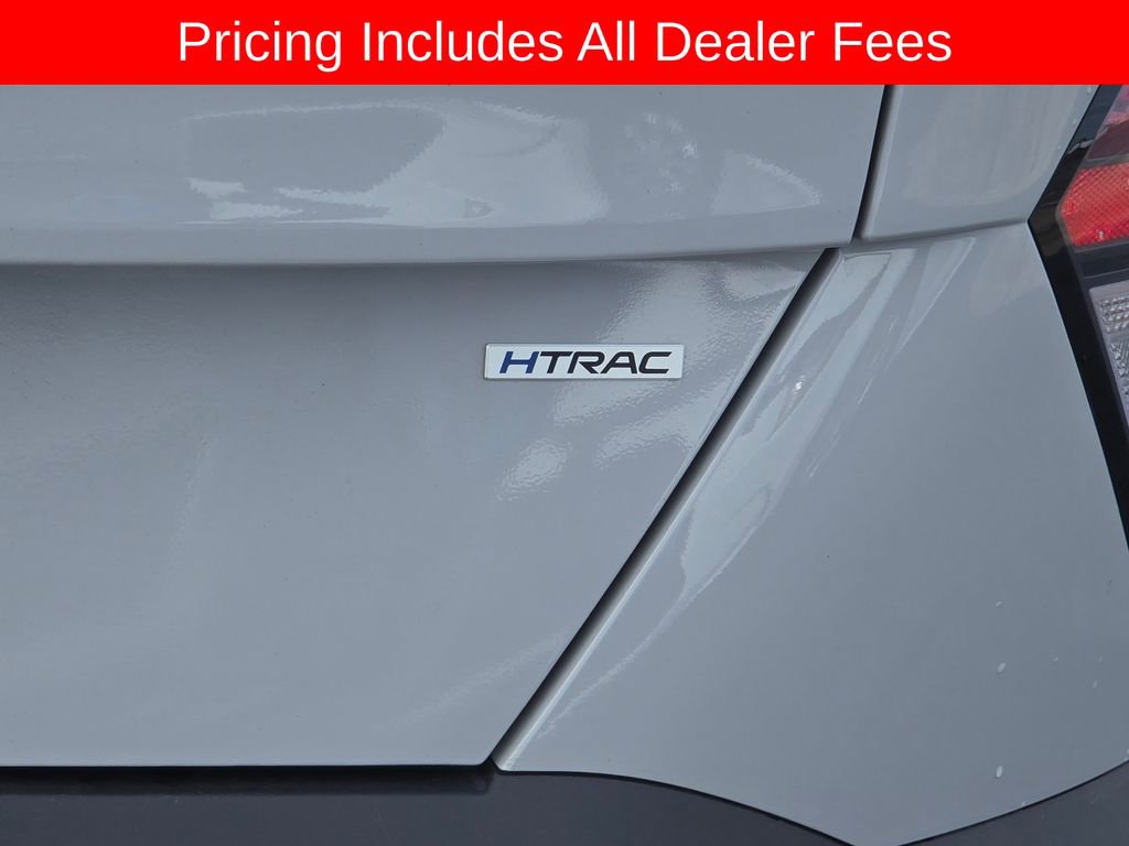 Used 2025 Hyundai Kona SEL AWD/4WD image 8
