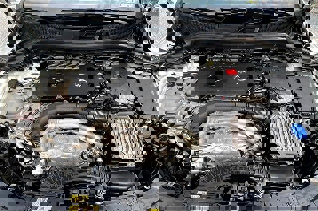 Certified 2025 Mercedes-Benz GLA 250 4MATIC image 33