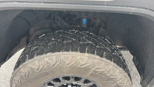 Certified 2025 GMC Sierra 2500 AT4X w/ AT4X AEV Edition AWD/4WD image 7