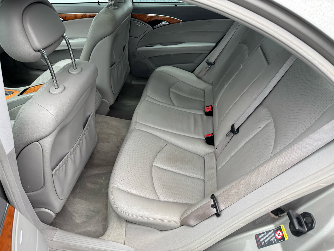 Used 2005 Mercedes-Benz E 320 4MATIC Sedan image 10