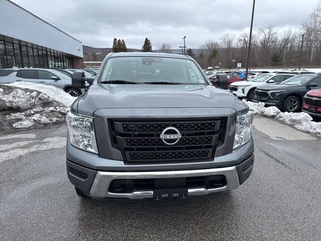 Used 2024 Nissan Titan SV w/ SV Convenience Package image 7