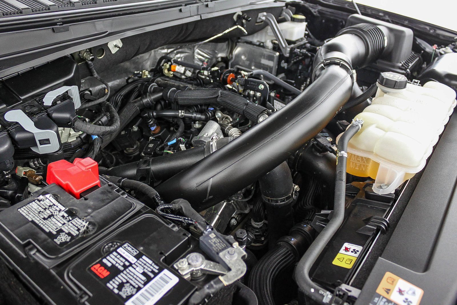 Used 2024 Ford Expedition XLT image 27