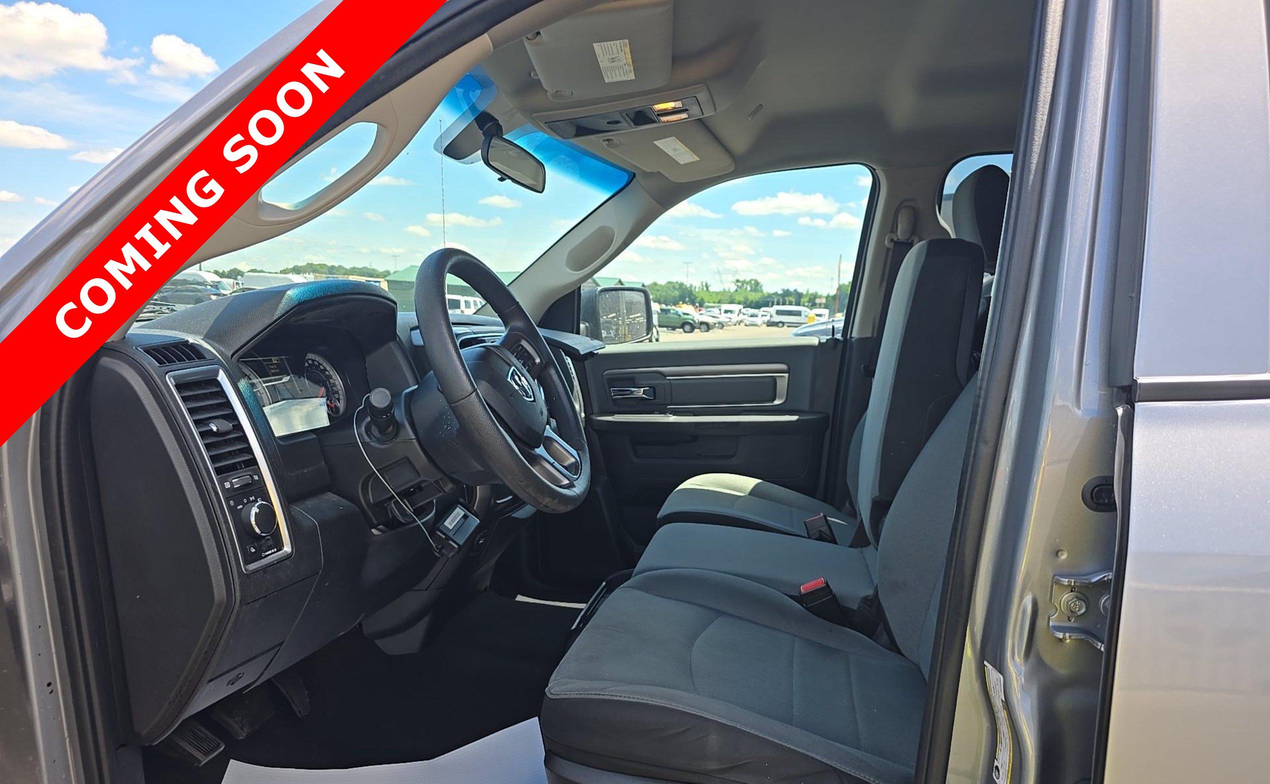 Used 2022 RAM 1500 Classic SLT RWD image 4