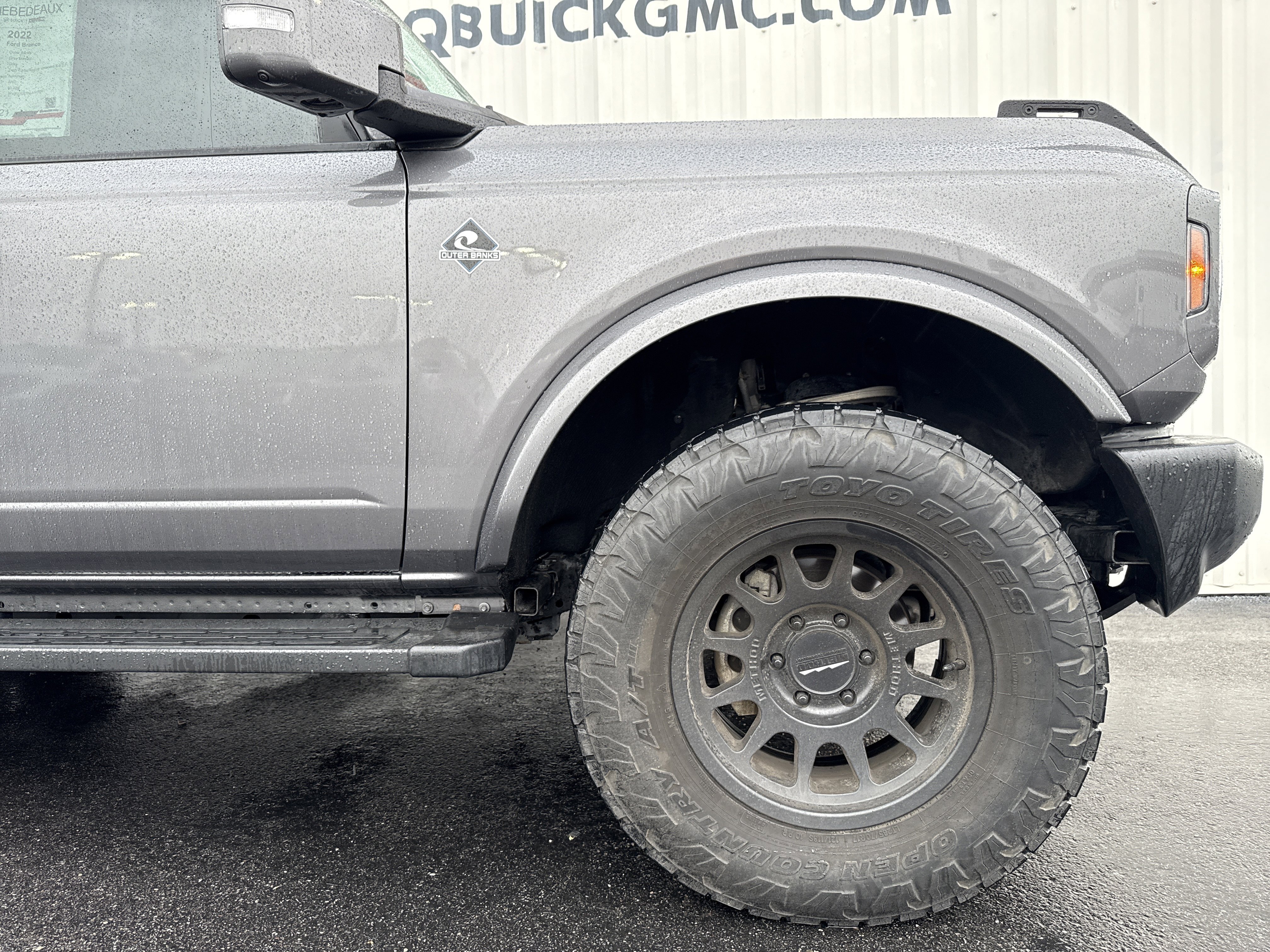 Used 2022 Ford Bronco Outer Banks image 25