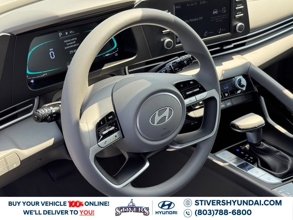 New 2026 Hyundai Elantra Hybrid FWD image 18