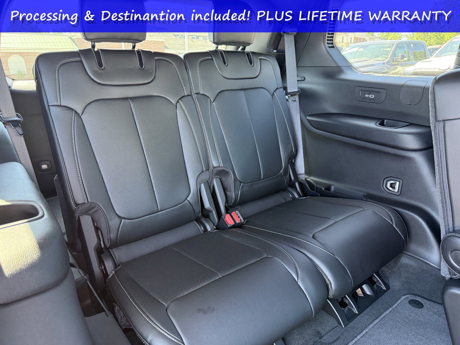 New 2026 Jeep Grand Cherokee L Limited w/ Luxury Tech Group II AWD/4WD image 17