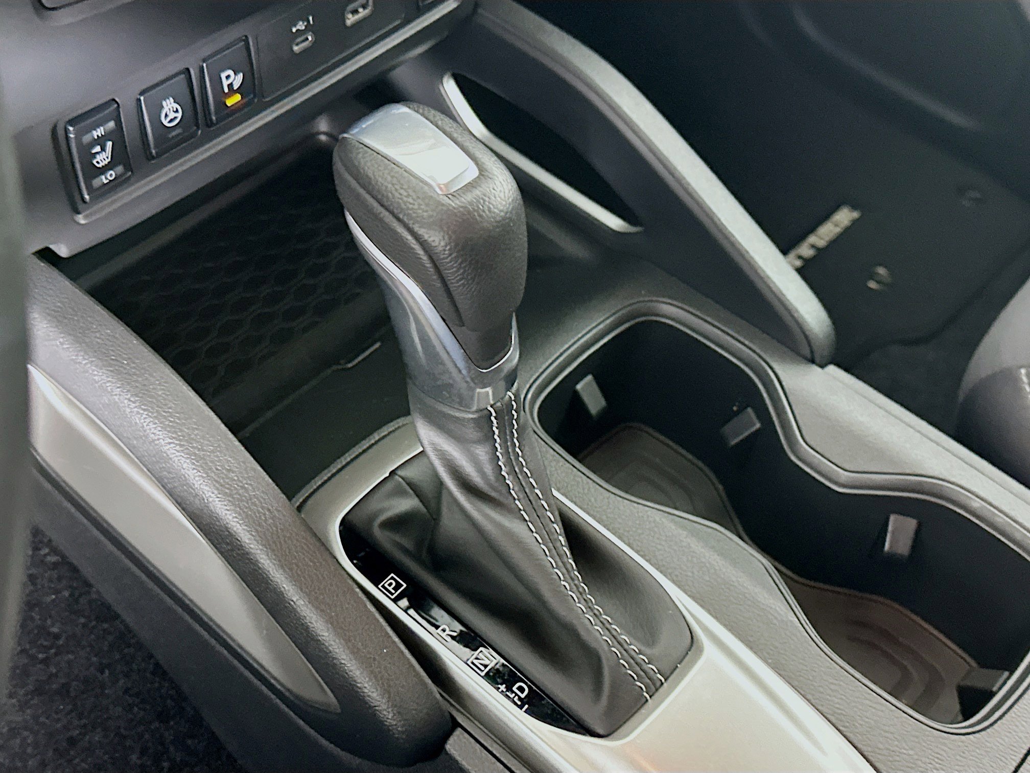 Used 2024 Nissan Frontier SV w/ SV Convenience Package image 24