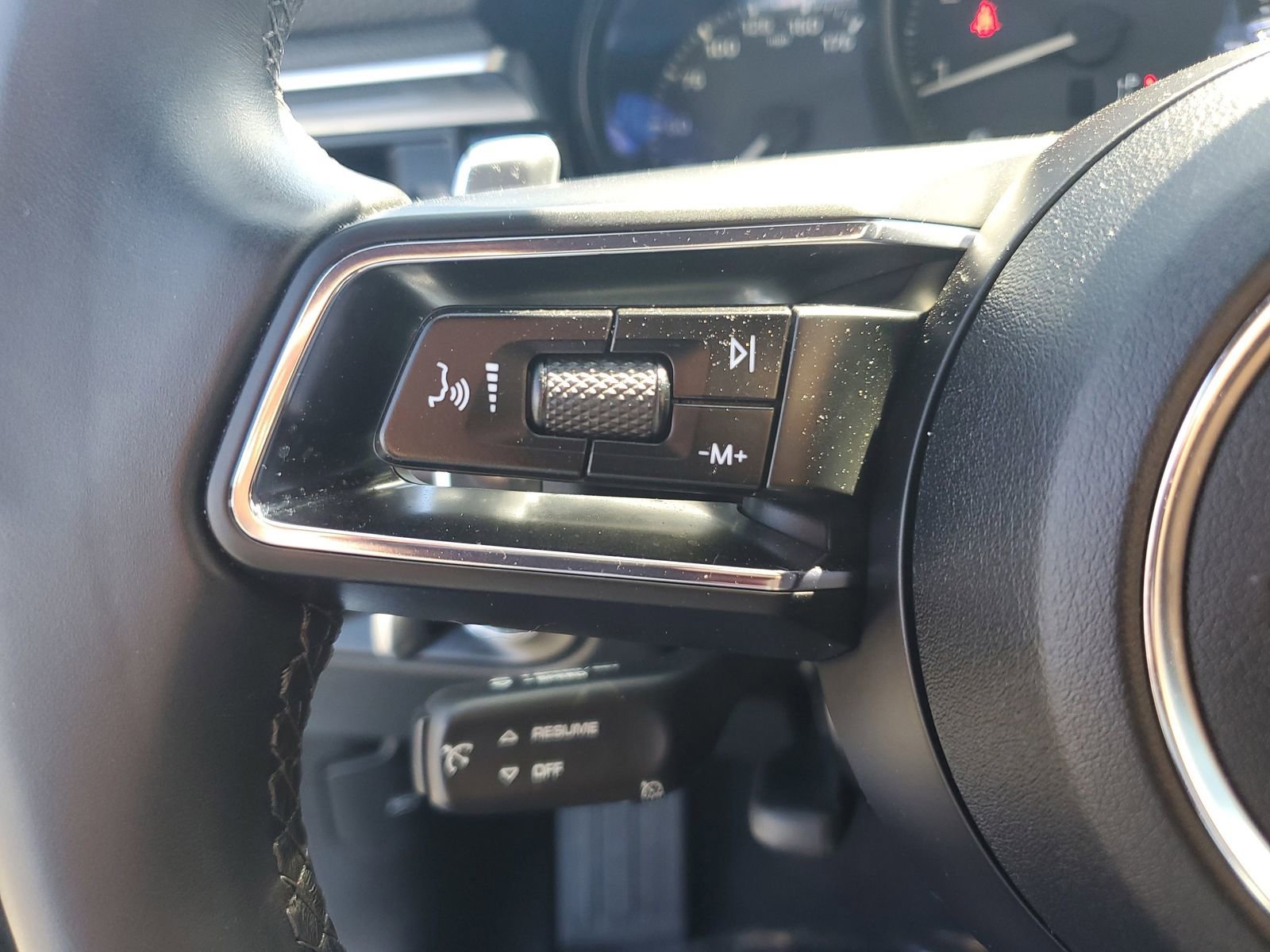 Used 2022 Porsche Macan AWD/4WD image 27