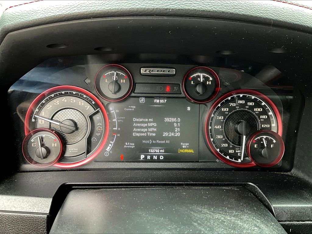 Used 2017 RAM 1500 Rebel w/ Luxury Group image 17