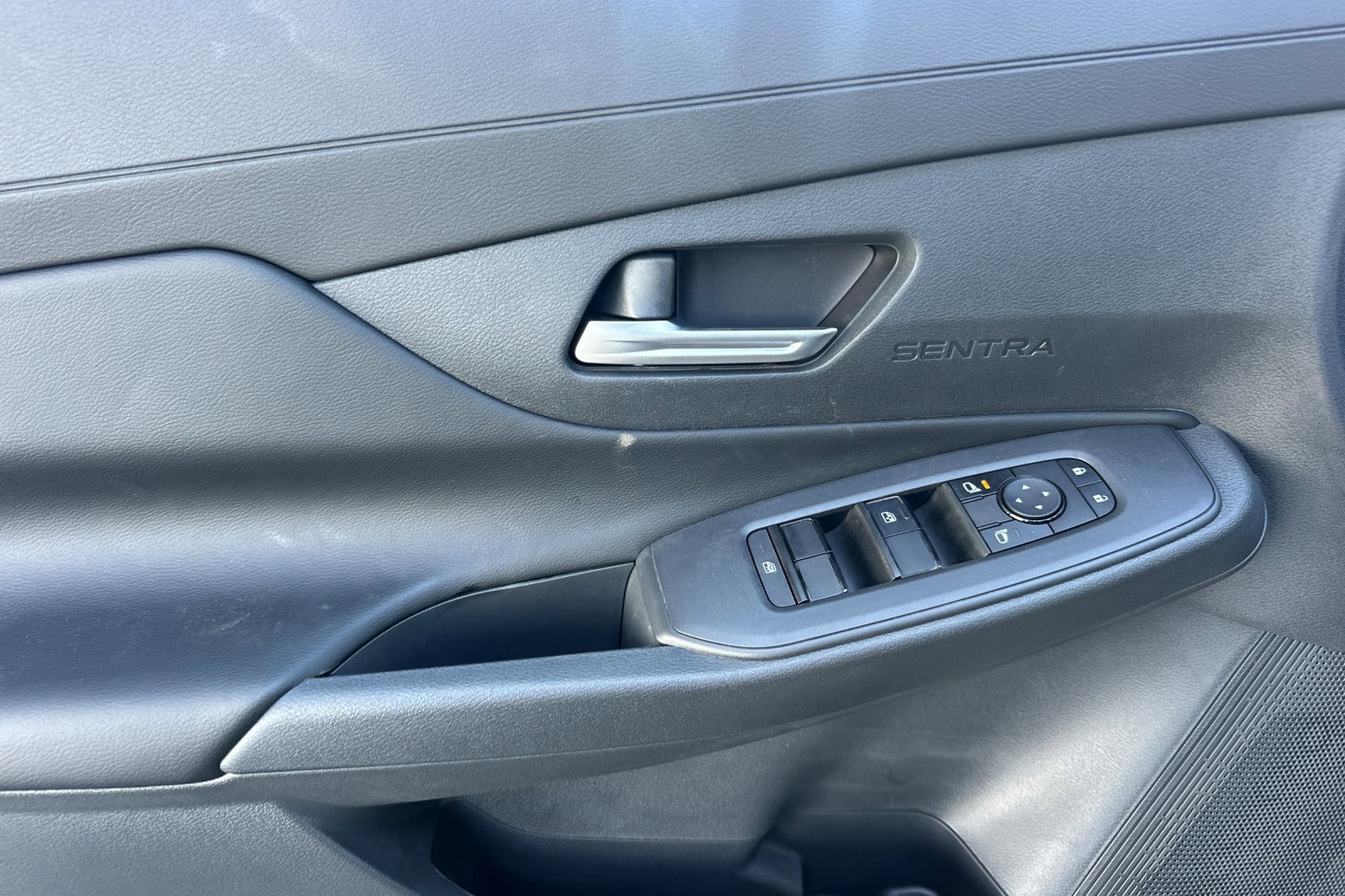New 2027 Nissan Sentra SV FWD image 12