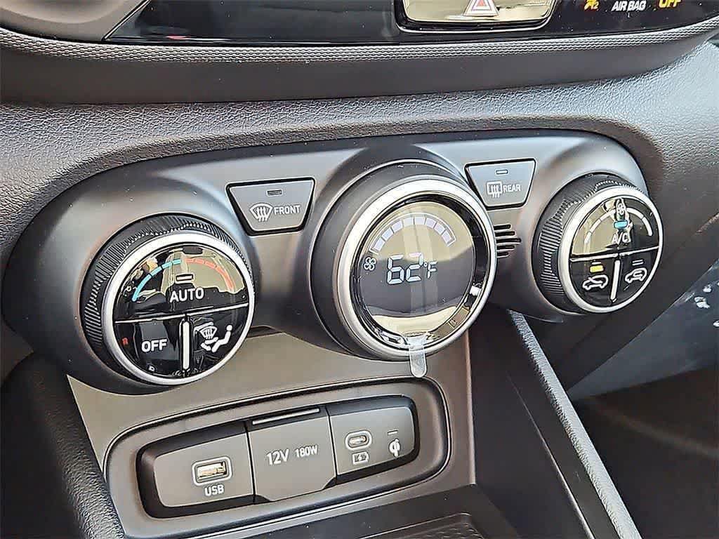 New 2026 Hyundai Venue SEL FWD image 8