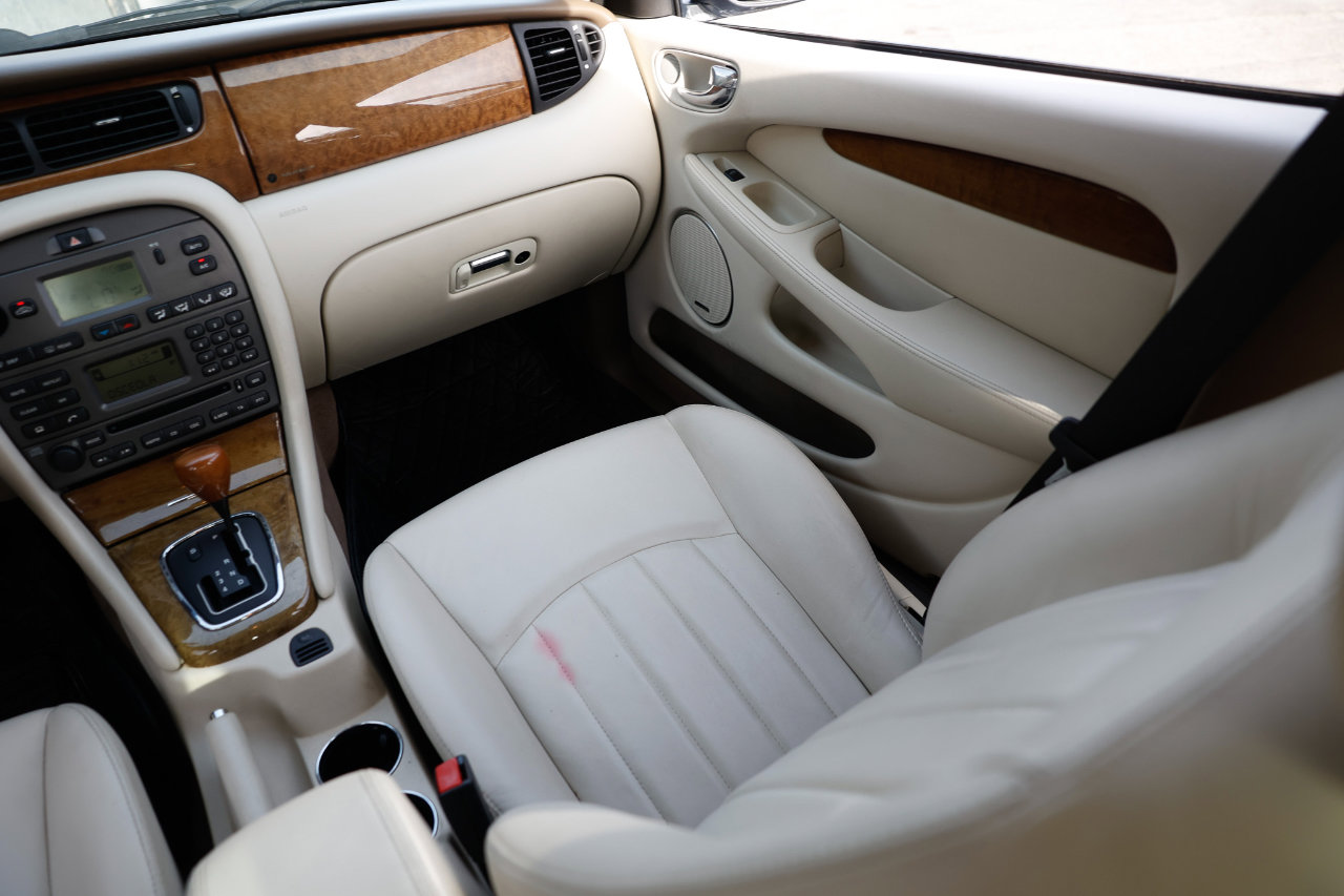 Used 2005 Jaguar X-TYPE 3.0 image 22