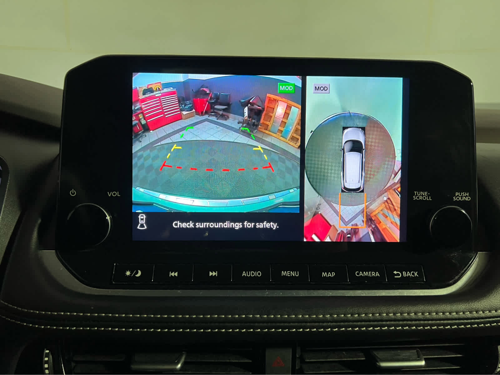 Used 2023 Nissan Rogue Platinum image 16