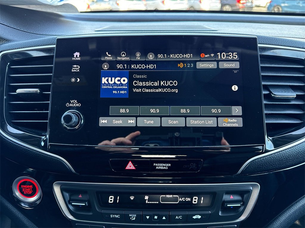 Used 2021 Honda Pilot Touring image 16