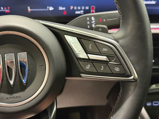 Used 2025 Buick Envision Preferred image 16