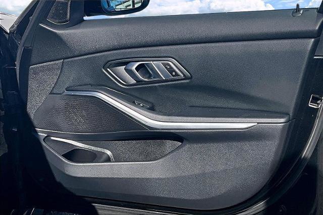 Used 2023 BMW 330i xDrive Sedan w/ Driving Assistance Package image 28